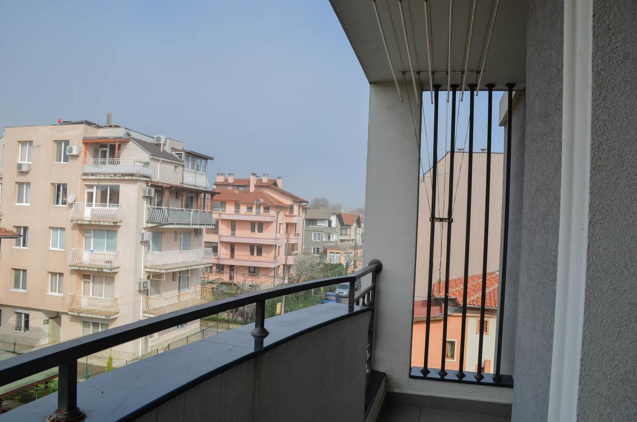 בורגאס Ivanovi Apartments מראה חיצוני תמונה