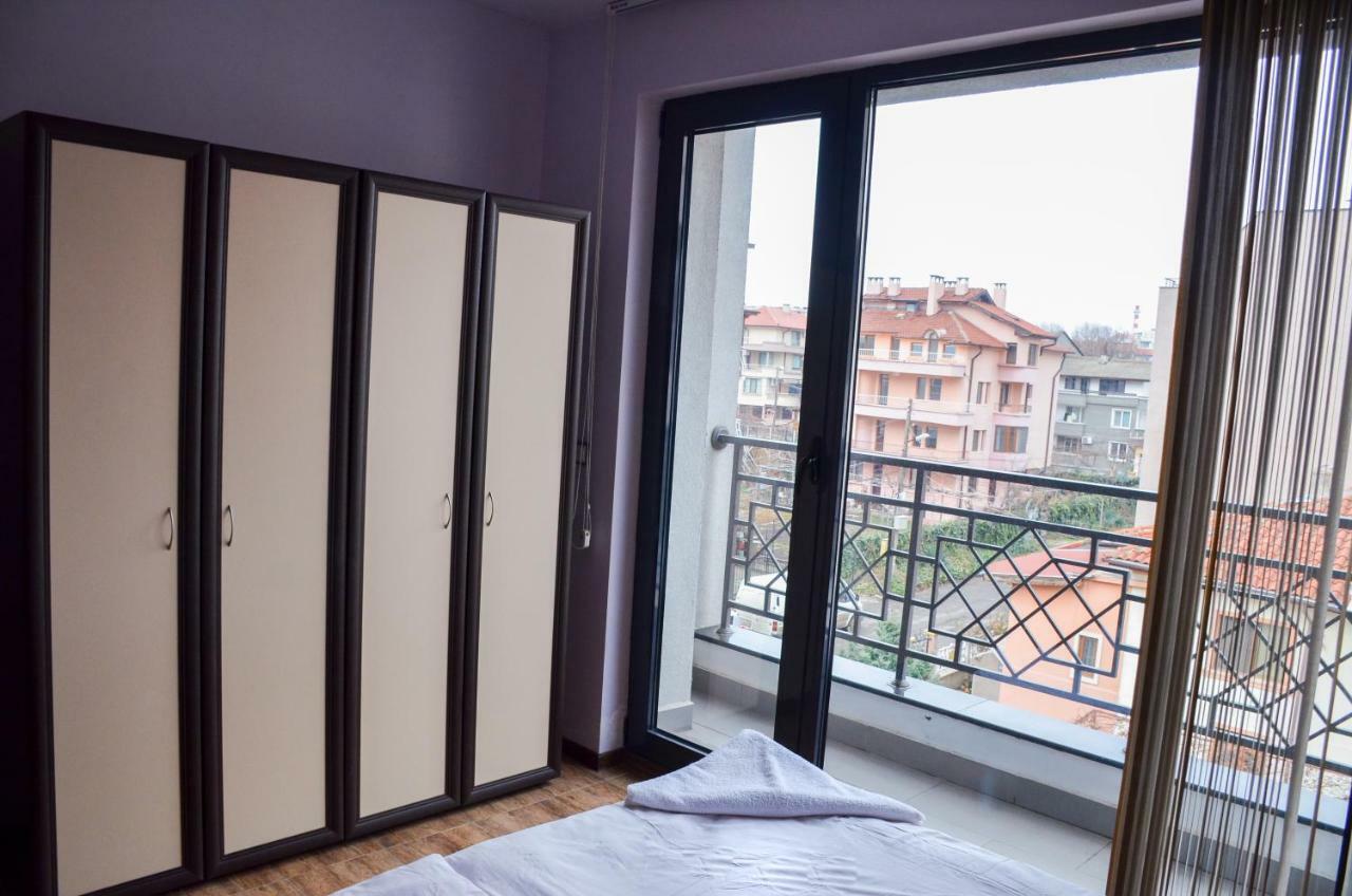 בורגאס Ivanovi Apartments מראה חיצוני תמונה